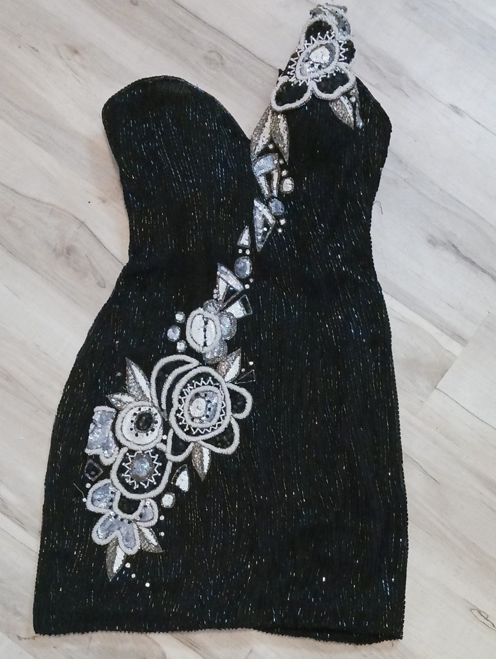 BOB MACKI VTG BLK WH ONE SHOULDER DRESS